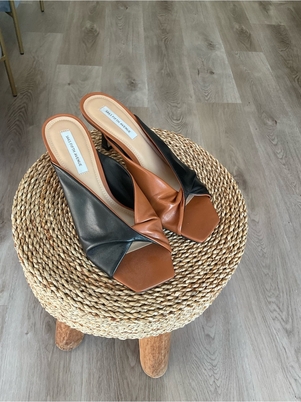 Two-Toned saks fifth leather heels